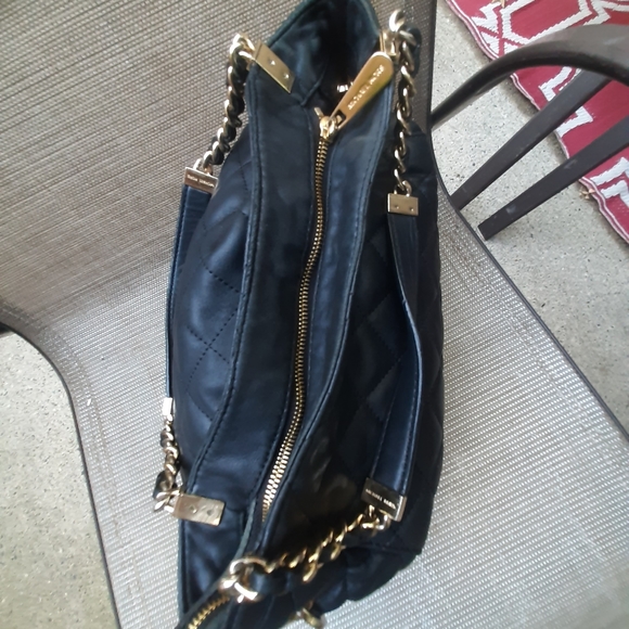 Michael kors shain sholdbags - Picture 12 of 16